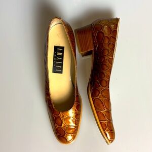 Amalfi “Croc” Patent Leather Pumps Gold